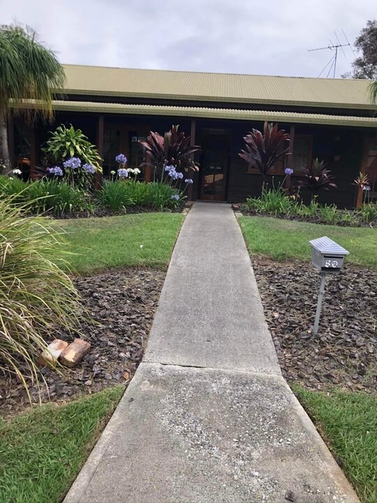 Garden Lawn Maintenance Brisbane 004